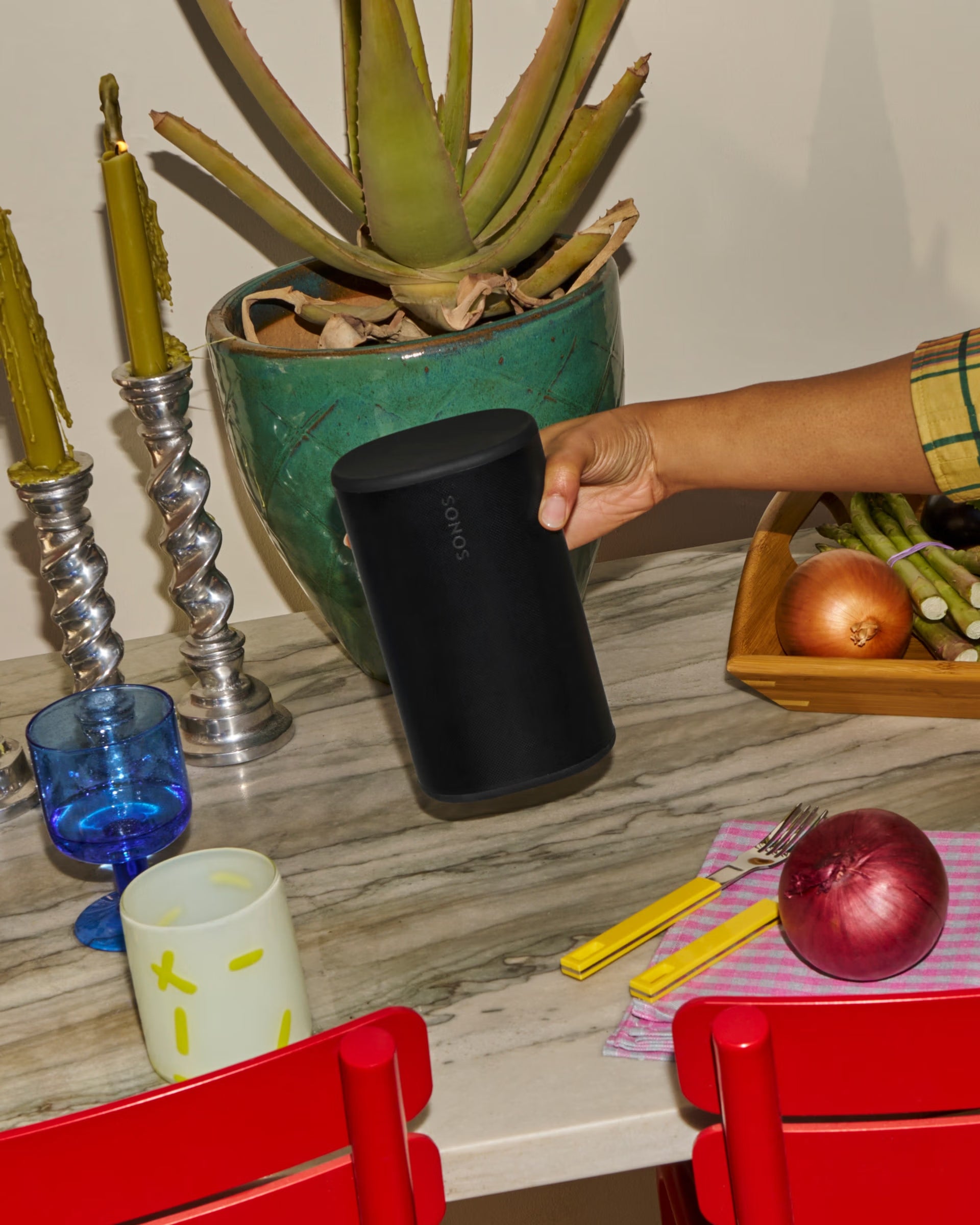 Tunes itself like magic